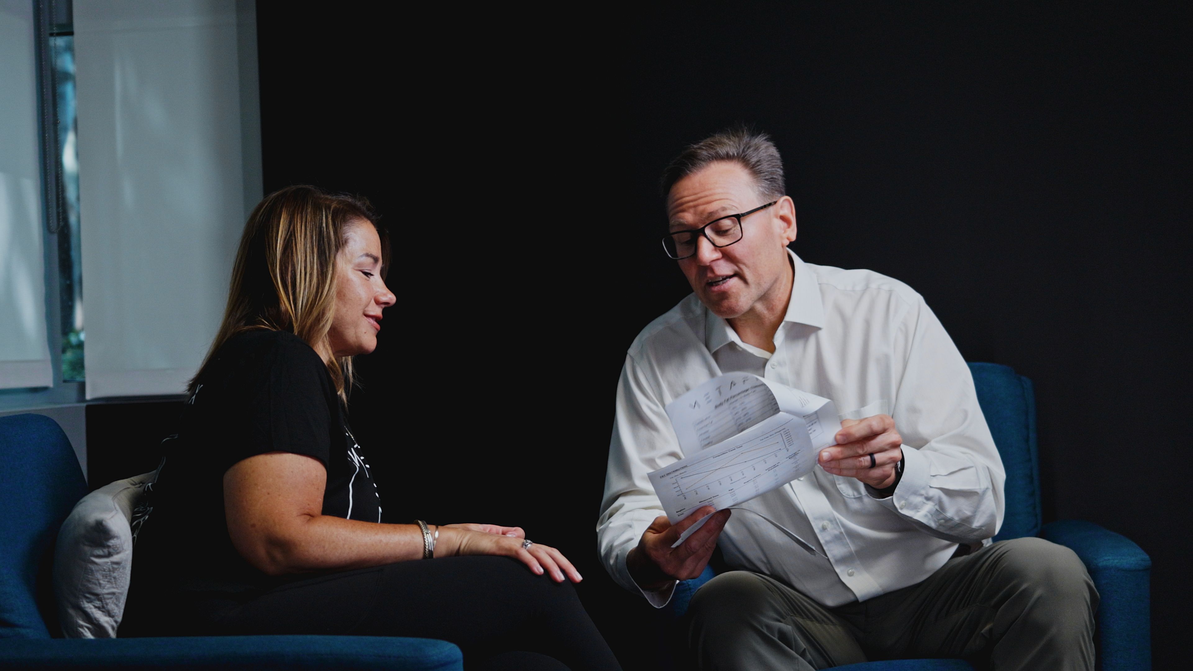 Doctor consulting with patient about metabolic health